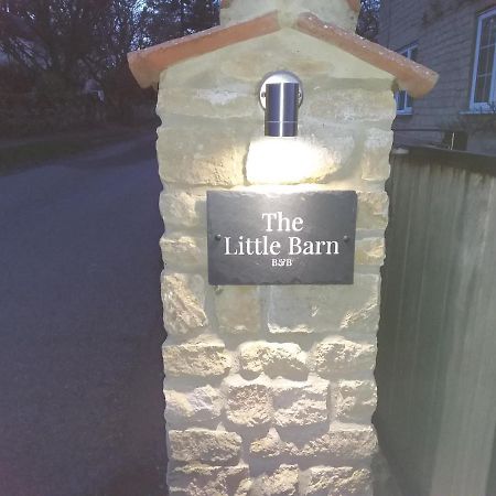 The Little Barn Apartment Carlby Exterior photo